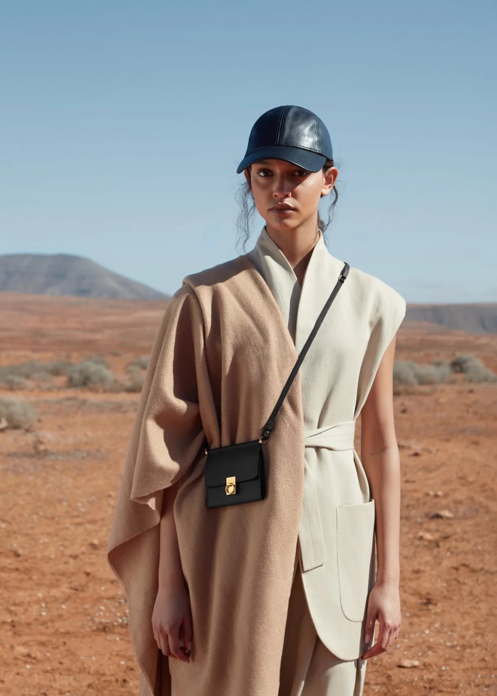 Polene Numéro Sept Crossbody Černé | CZ IQSN24